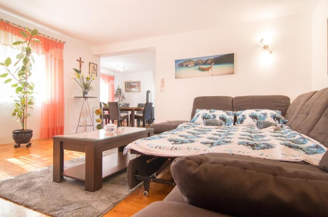 Apartment Antonella Fasana Fažana Buitenkant foto