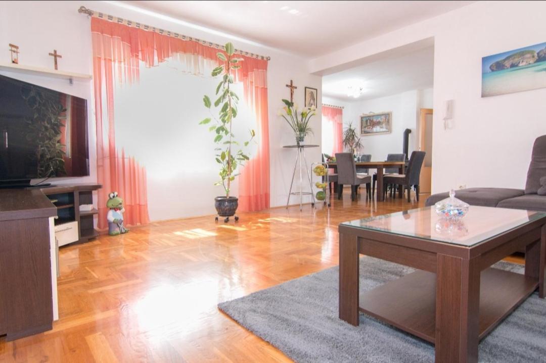 Apartment Antonella Fasana Fažana Buitenkant foto