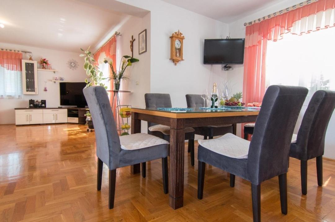 Apartment Antonella Fasana Fažana Buitenkant foto